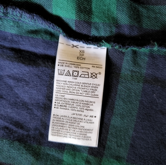 Old Navy Women's Flannel Button Up Long Sleeve - Picture 3 of 6